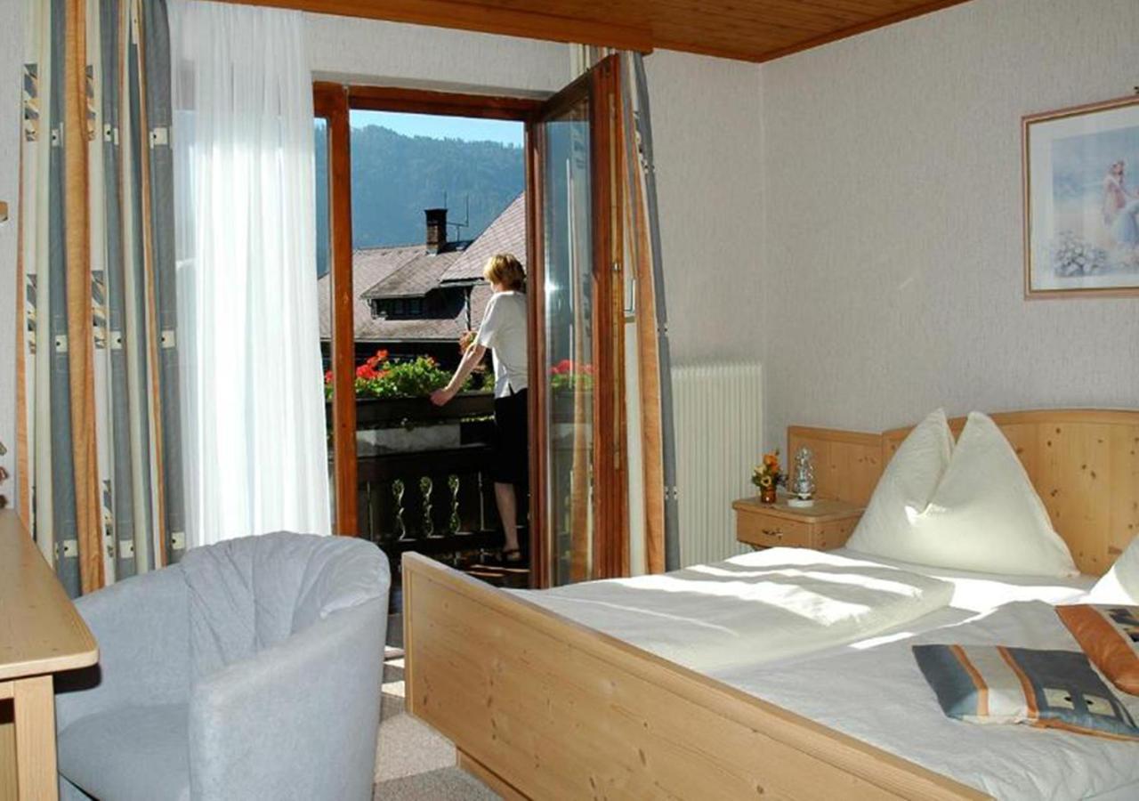 Pension & Ferienwohnung Sonnleiten Gnesau Ruang foto
