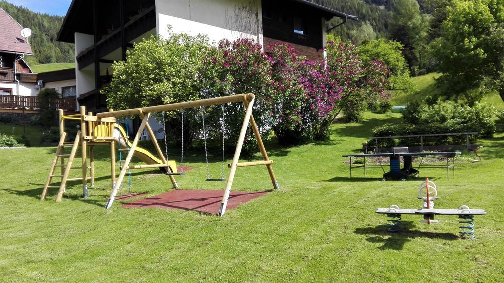 Pension & Ferienwohnung Sonnleiten Gnesau Bagian luar foto